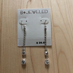 NWT: Sparkly Dangle Earrings